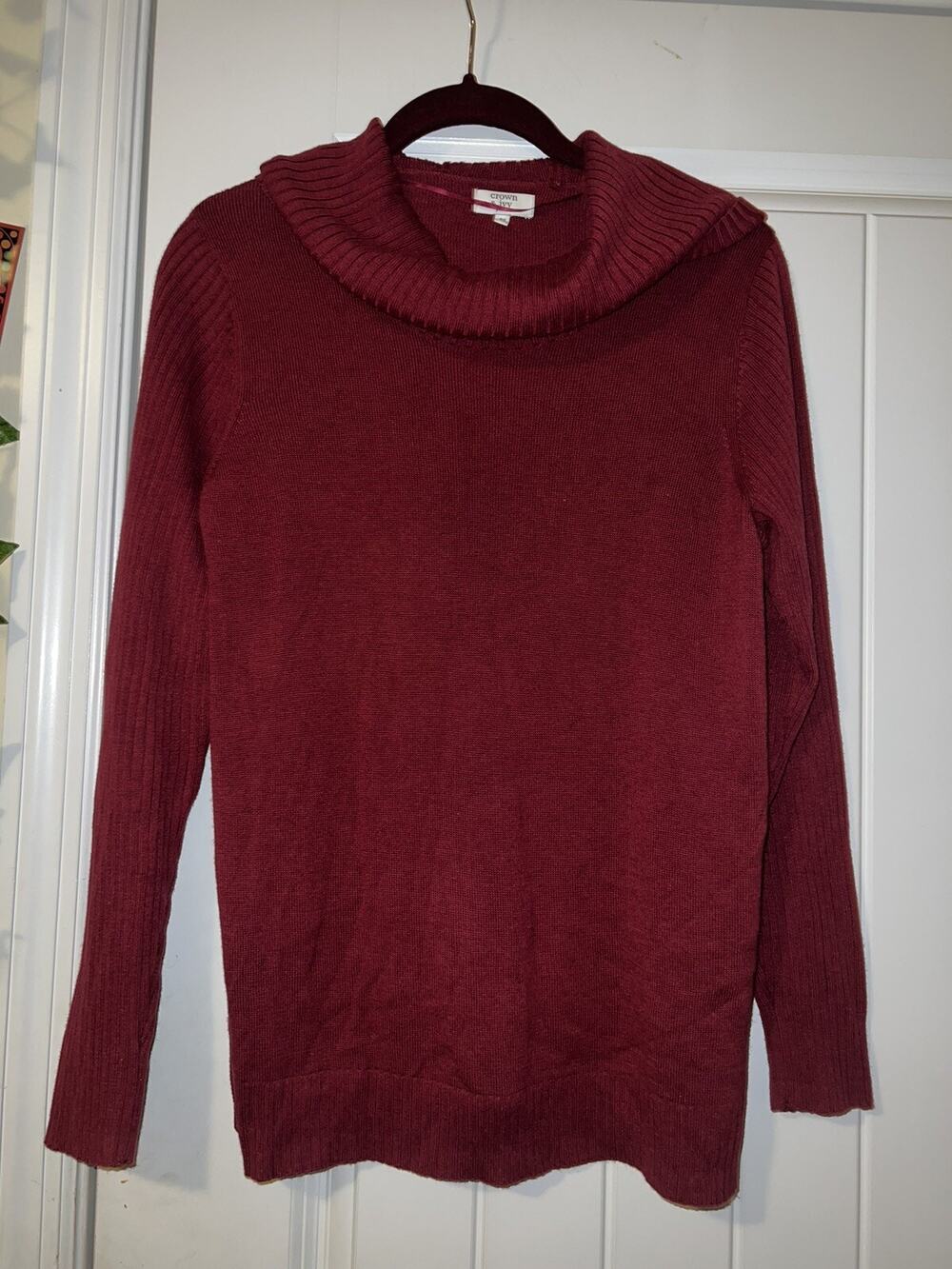 Crown and ivy women’s crimson cowlneck sweater long sleeved petites women’s PS